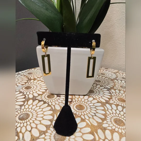 18K gold plated Stainless steel earrings - Picture 7 of 7